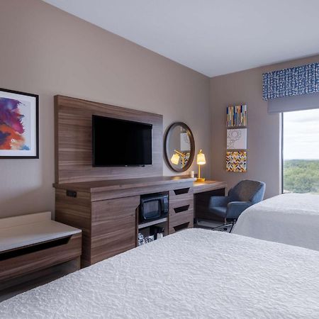 Hampton Inn Saint Robert Esterno foto