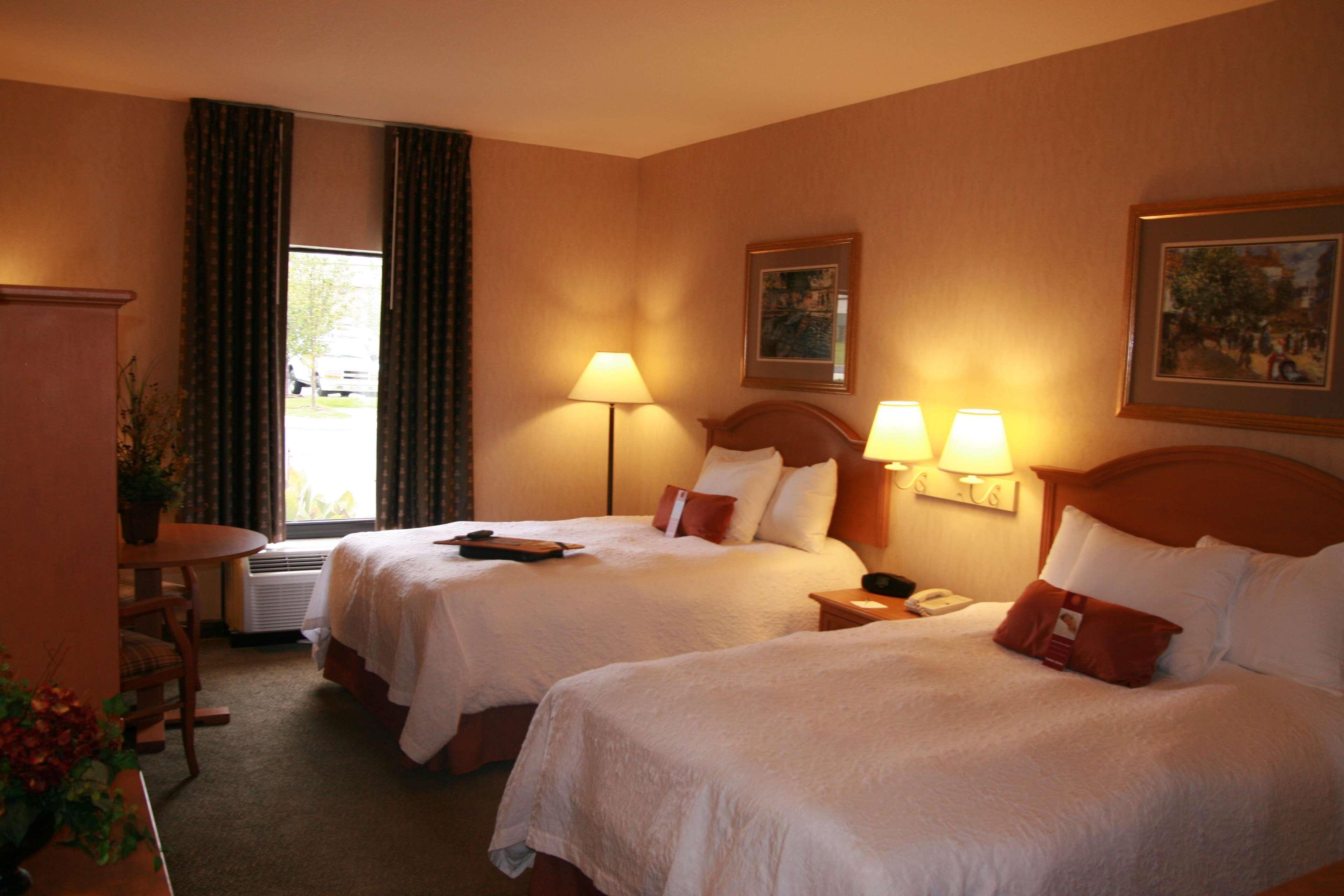 Hampton Inn Saint Robert Esterno foto