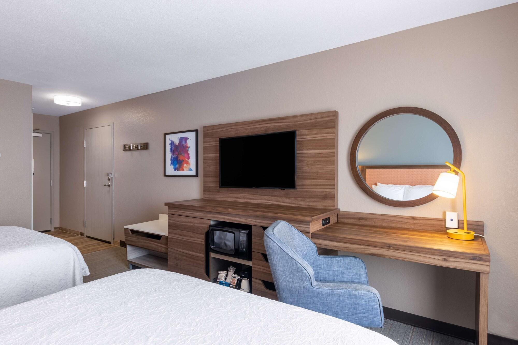 Hampton Inn Saint Robert Esterno foto