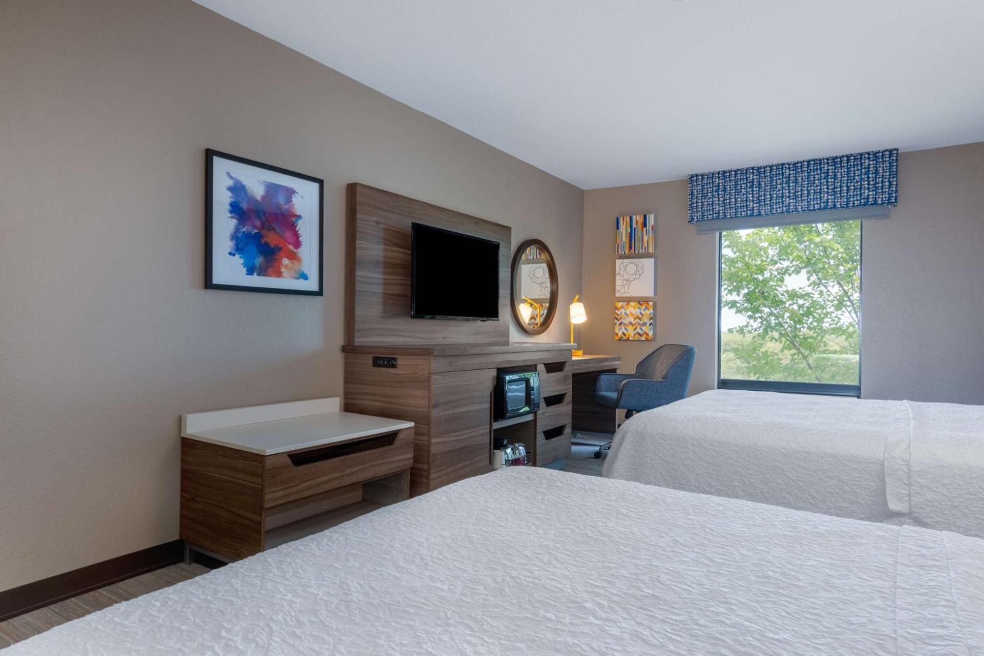 Hampton Inn Saint Robert Esterno foto